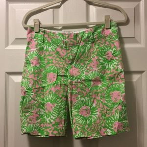 EOC Lilly Pulitzer Chipper Short